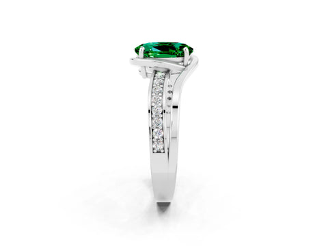 White gold Oval Cut Emerald Solitaire Ring with Split Shank and Prong Setting_2