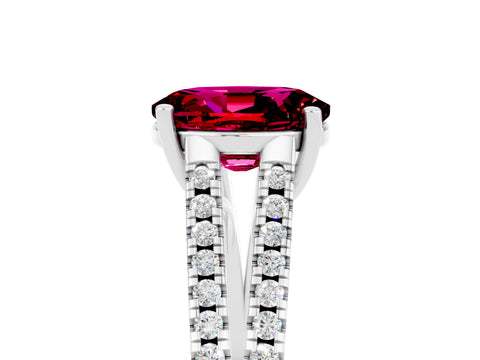 White gold Oval Cut Garnet Solitaire Engagement Ring with Split Shank Pavé Band_5
