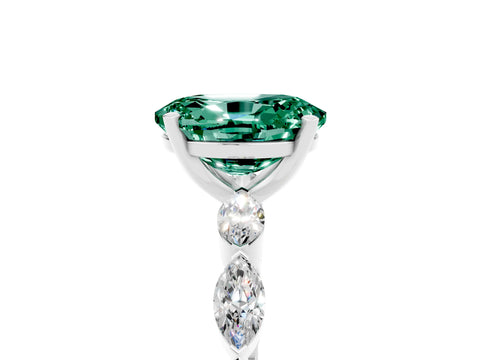 White gold Oval Cut Green Sapphire Ring with Marquise Side Stones and Prong Setting_5