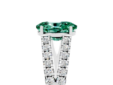 White gold Oval Cut Green Sapphire Split Shank Pavé Engagement Ring with Four-Prong Setting_17