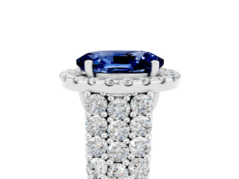 White gold Oval Cut Halo Pavé Diamond Engagement Ring with Split Shank and Four-Prong Setting_5