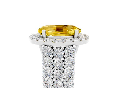 White gold Oval Cut Halo Pavé Diamond Engagement Ring with Split Shank and Four-Prong Setting_5