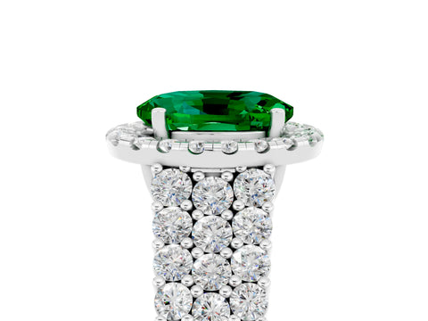 White gold Oval Cut Halo Pavé Diamond Engagement Ring with Split Shank and Four-Prong Setting_5