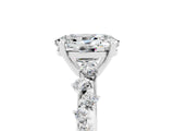 White gold Oval Cut Moissanite Cluster Side Stone Solitaire Ring with Prong Setting_29