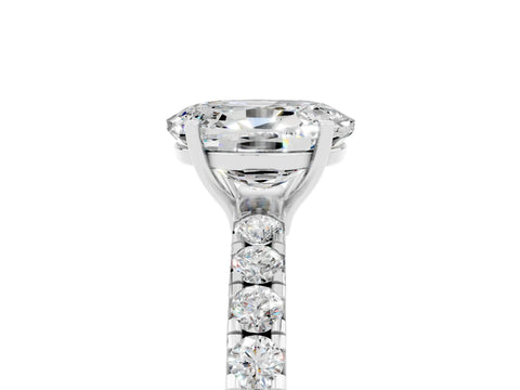 White gold Oval Cut Moissanite Pavé Solitaire Engagement Ring with Four-Prong Setting_41