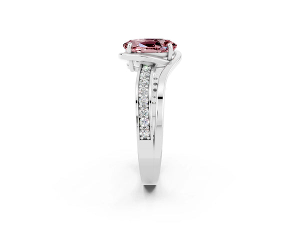 Platinum Oval Cut Morganite Solitaire Ring with Split Shank and Prong Setting