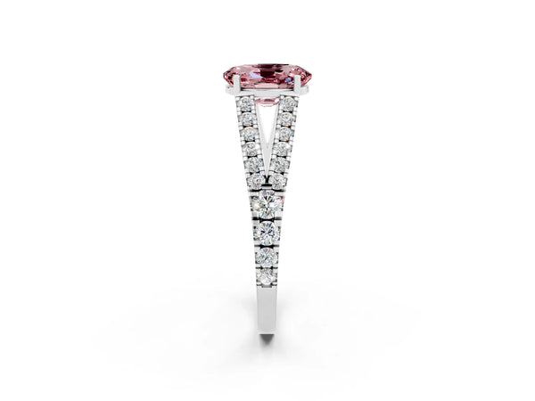 Platinum Oval Cut Morganite Split Shank Pavé Engagement Ring with Four-Prong Setting
