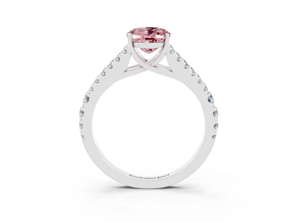 Platinum Oval Cut Morganite Split Shank Pavé Engagement Ring with Four-Prong Setting