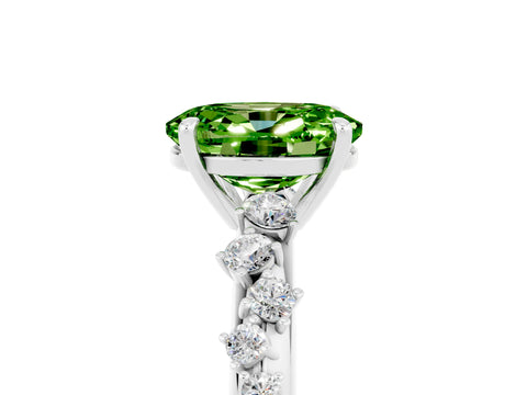 White gold Oval Cut Peridot Cluster Side Stone Solitaire Ring with Prong Setting_29