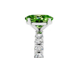 White gold Oval Cut Peridot Solitaire Pavé Band with Four-Prong Setting_5