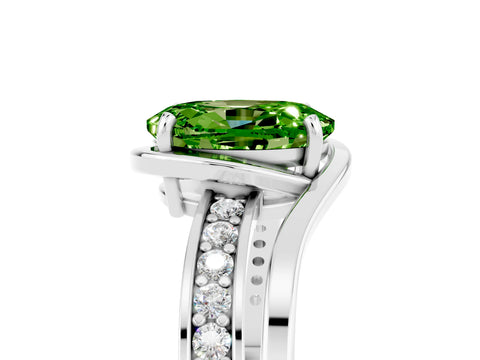 White gold Oval Cut Peridot Solitaire Ring with Split Shank and Prong Setting_5