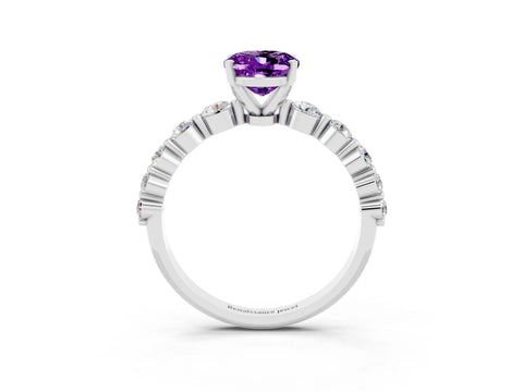 White gold Oval Cut Solitaire Amethyst Ring with Pave Band and Four-Prong Setting_3