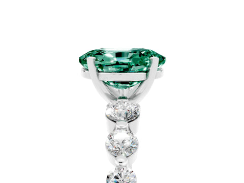 White gold Oval Cut Solitaire Green Sapphire Ring with Pave Band and Four-Prong Setting_5