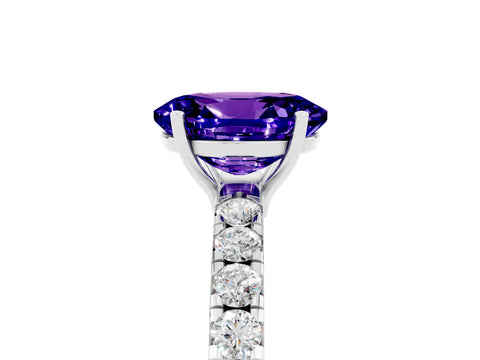 White gold Oval Cut Tanzanite Pavé Solitaire Engagement Ring with Four-Prong Setting_17
