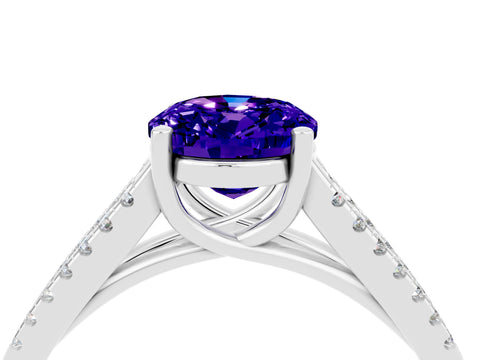 White gold Oval Cut Tanzanite Solitaire Engagement Ring with Split Shank Pavé Band_4