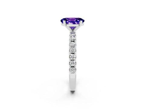 White gold Oval Cut Tanzanite Solitaire Pavé Band with Four-Prong Setting_2