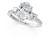 White gold Oval Cut Three-Stone Diamond Pavé Band with Prong Setting_17