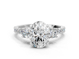 White gold Oval Cut Three-Stone Diamond Pavé Band with Prong Setting_17