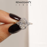 White gold Oval Halo Diamond Ring with Tapered Band and Four-Prong Setting_91