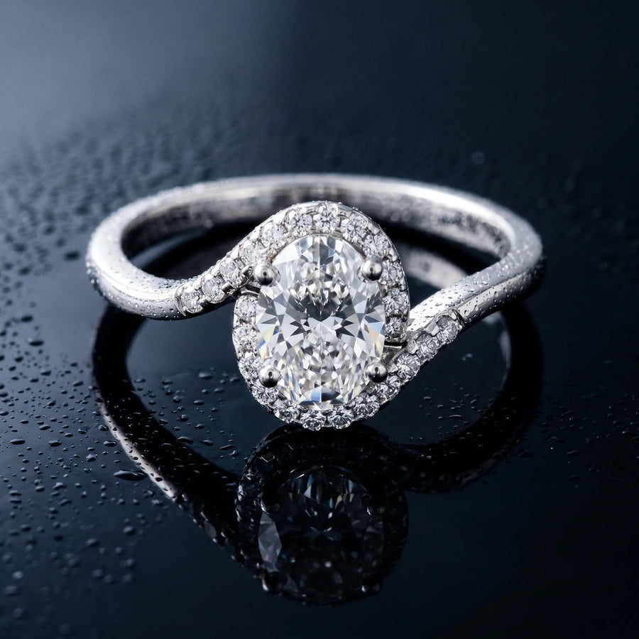 White gold Oval Halo Twist Band with Four-Prong Setting