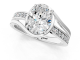 White gold Oval Solitaire Diamond Ring with Split Shank and Prong Setting_144