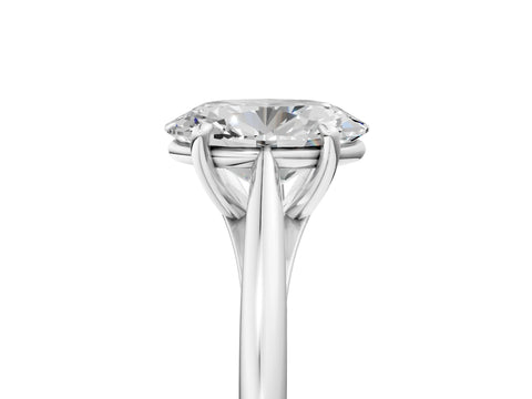 White gold Oval Solitaire Engagement Ring with Four-Prong Setting and Classic Band