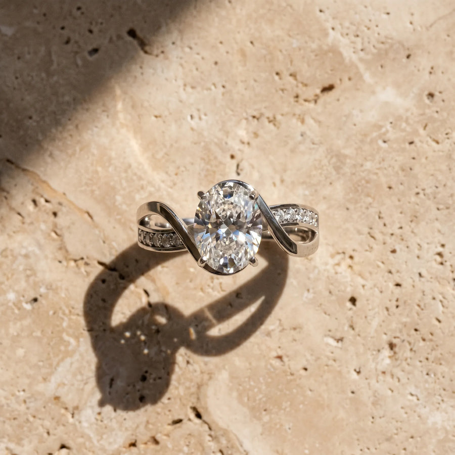 White gold Oval Solitaire Twisted Band with Prong Setting