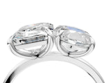 White gold Oval and Emerald Toi Moi Ring with Prong Setting and Plain Band 4