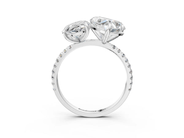White gold Oval and Heart Toi Moi Ring with Prong Setting and Pave Band
