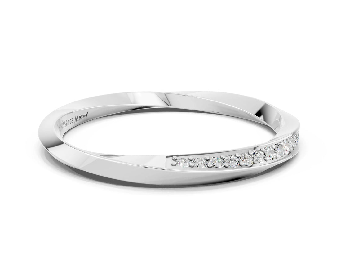 White gold Pavé Round Moissanite Twist Band_6