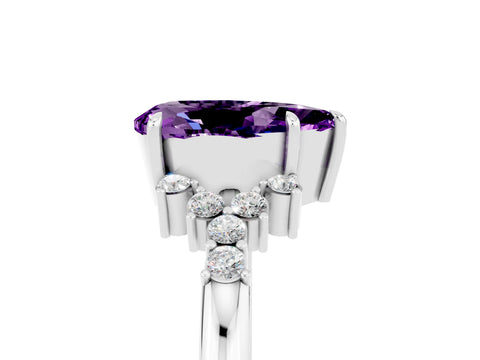 White gold Pear Cut Amethyst Ring with Side Stones and Four-Prong Setting_41
