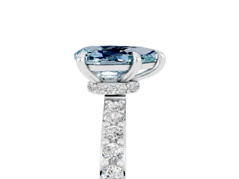 White gold Pear Cut Aquamarine Ring with Pavé Band and Four-Prong Setting_5
