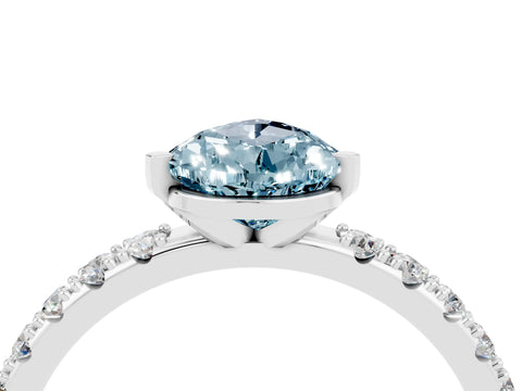 White gold Pear Cut Aquamarine Solitaire Pavé Band with Four-Prong Setting_4