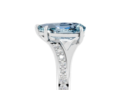 White gold Pear Cut Aquamarine Solitaire Ring with Pavé Band and Prong Setting_5
