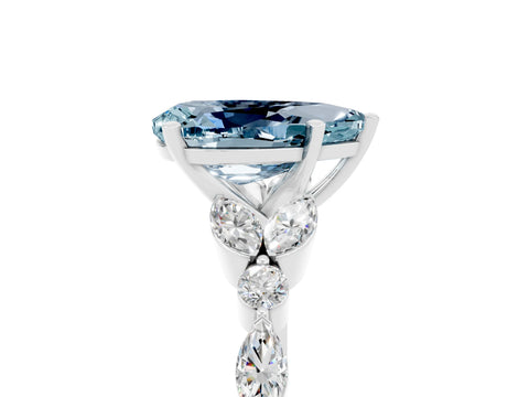 White gold Pear Cut Aquamarine Solitaire Ring with Side Stones and Four-Prong Setting_41