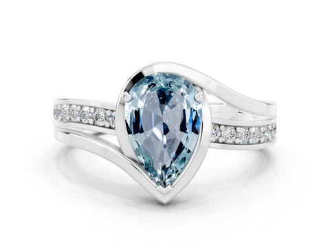 White gold Pear Cut Aquamarine Solitaire Ring with Split Shank and Prong Setting