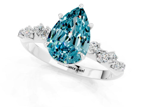 White gold Pear Cut Blue Topaz Cluster Side Stone Solitaire Ring with Prong Setting_25