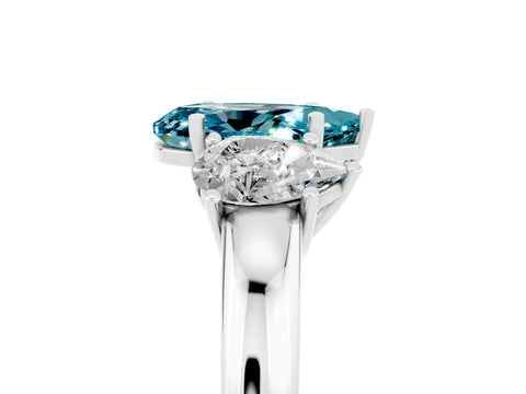White gold Pear Cut Blue Topaz Three-Stone Ring with Four-Prong Setting and Classic Band_5