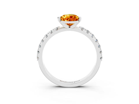 White gold Pear Cut Citrine Solitaire Pavé Band with Four-Prong Setting_3