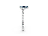 White gold Pear Cut Cut Diamond Pavé Band with Four-Prong Setting_2