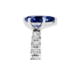 White gold Pear Cut Cut Diamond Pavé Band with Four-Prong Setting_5