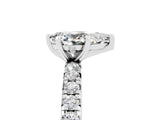 White gold Pear Cut Cut Diamond Pavé Band with Four-Prong Setting_5