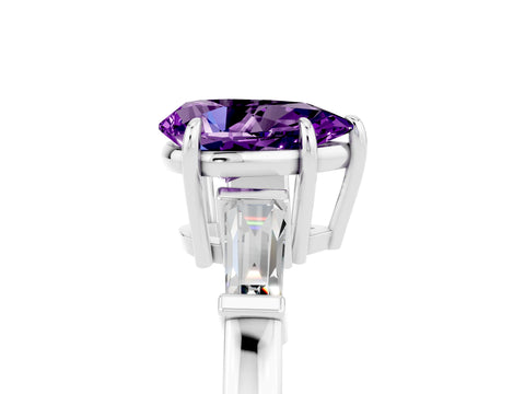 White gold Pear Cut Cut Diamond Ring with Tapered Baguette Side Stones in Four-Prong Setting_5