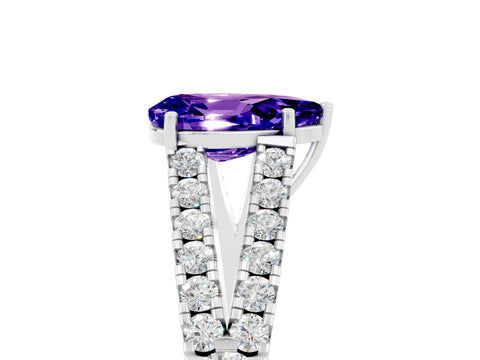 White gold Pear Cut Cut Split Shank Pave Diamond Engagement Ring with Four-Prong Setting_5