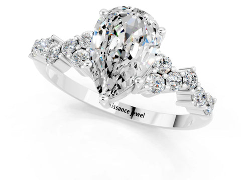 White gold Pear Cut Diamond Cluster Pavé Band with Four-Prong Setting_1