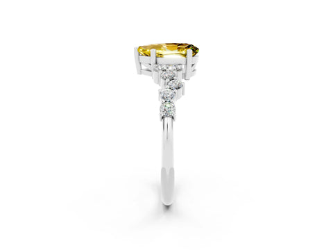 White gold Pear Cut Diamond Cluster Pavé Band with Four-Prong Setting_2