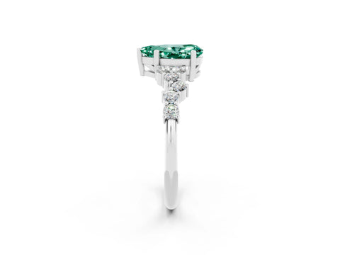 White gold Pear Cut Diamond Cluster Pavé Band with Four-Prong Setting_2
