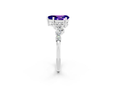 White gold Pear Cut Diamond Cluster Pavé Band with Four-Prong Setting_2
