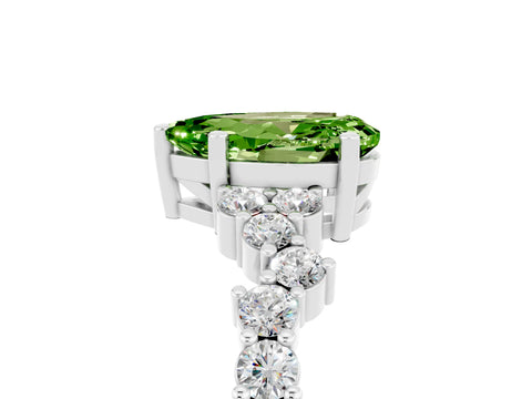 White gold Pear Cut Diamond Cluster Pavé Band with Four-Prong Setting_5