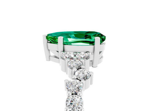White gold Pear Cut Diamond Cluster Pavé Band with Four-Prong Setting_5